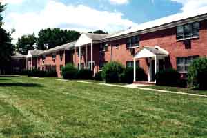 Apartment building photo 3